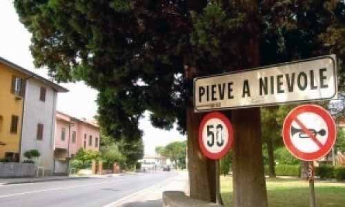 Il cartello stradale di Pieve a Nievole
