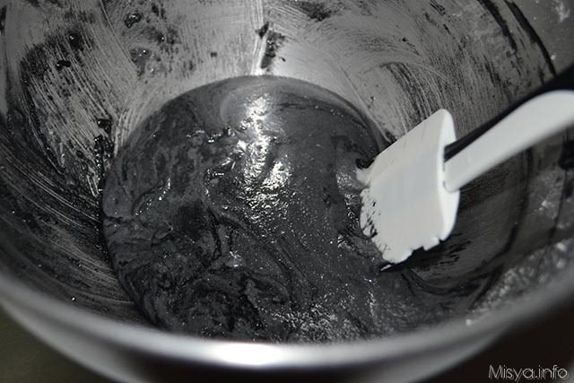 Il carbone dello spazzacamino, la sua glassa e il colorante